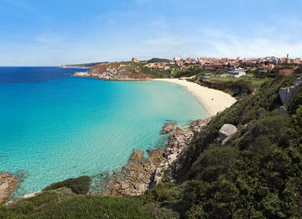 Plage de Rena Bianca à Santa Teresa Gallura, en Sardaigne